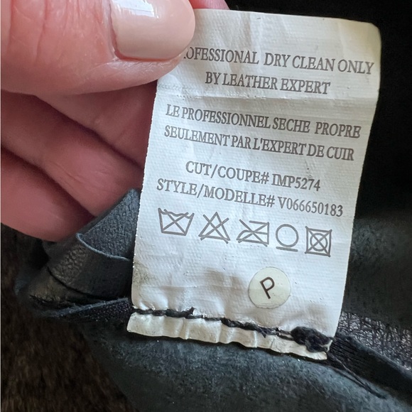 Vince leather shift dress. Size 4. Lightly worn. - Picture 8 of 9